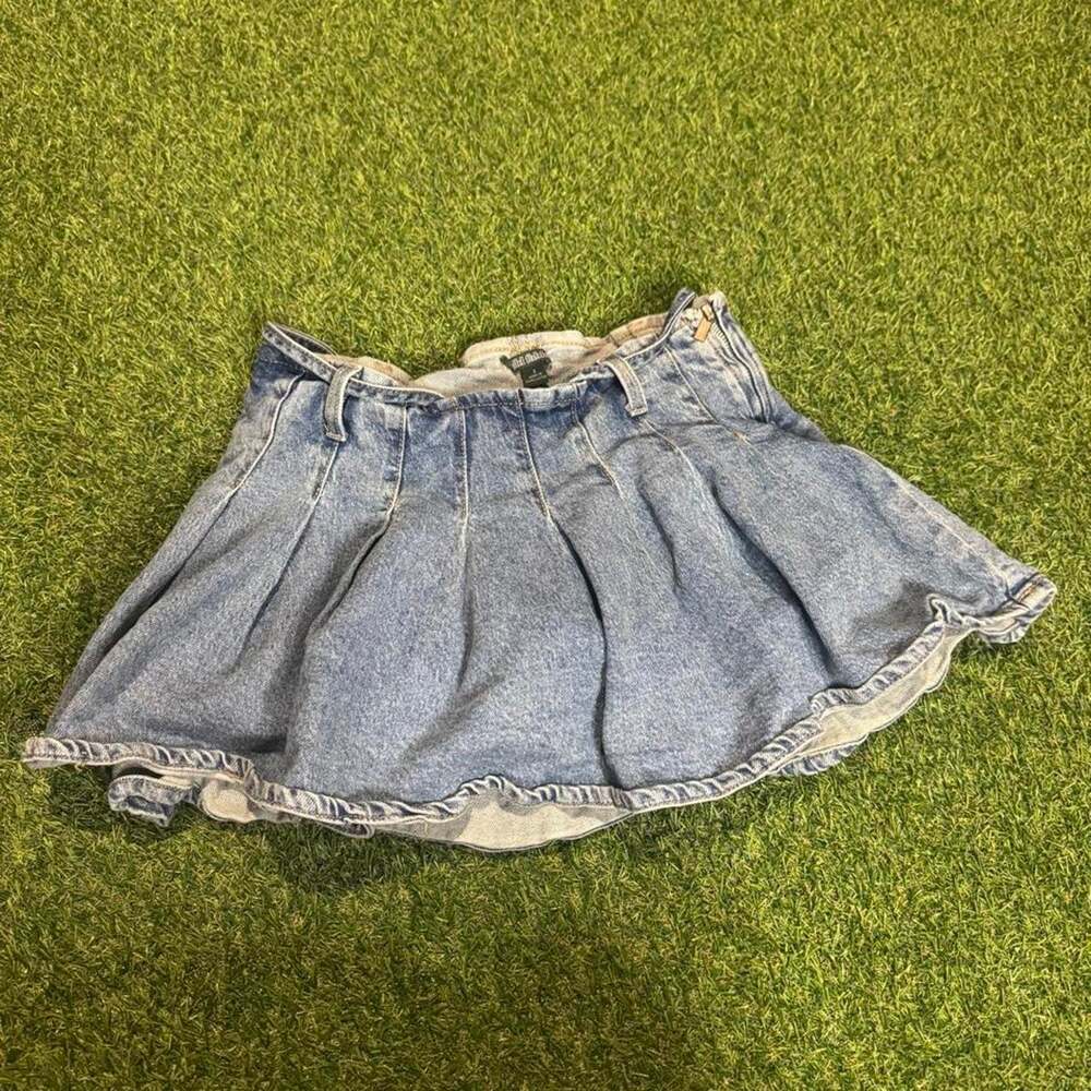 Old fable blue denim mini